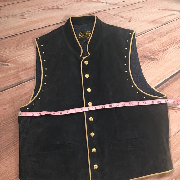Scully Suede Leather Vest with Golden Buttons - Picture 6 of 8